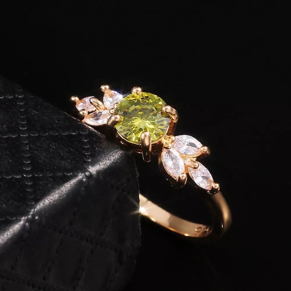 New Women’s Yellow Gold Plated Emerald Ring - Picture 2 of 6